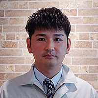 村上佳