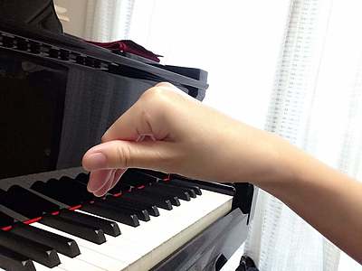 指の第一関節が曲がってしまう・・・
