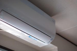 エアコンの電気代を節約する3つのポイント