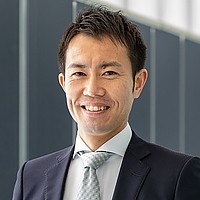 室岡庸司